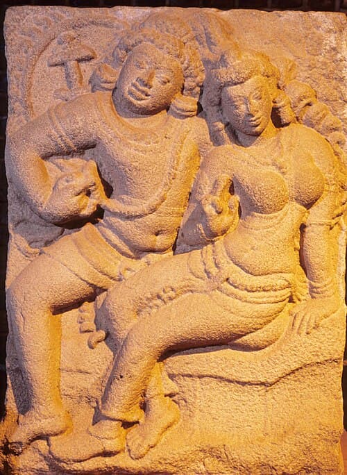 Isurumuniya Lovers carving