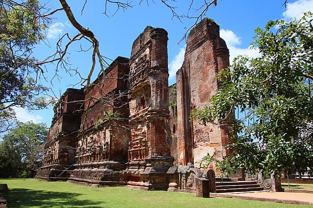 Lankatilaka Temple