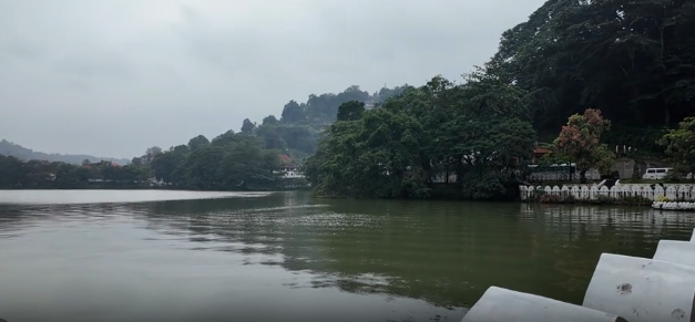 Kandy Lake